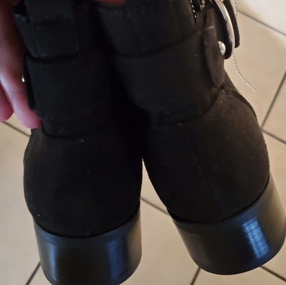 Nine West suede booties - Picture 4 of 10